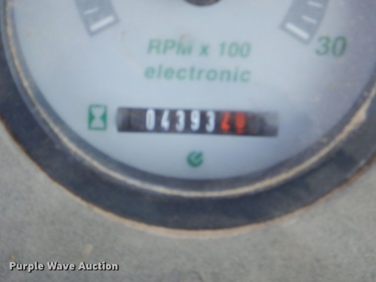 image for item GB9579 2003 Komatsu WB140-2 backhoe