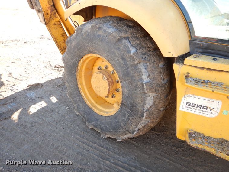 image for item GB9579 2003 Komatsu WB140-2 backhoe