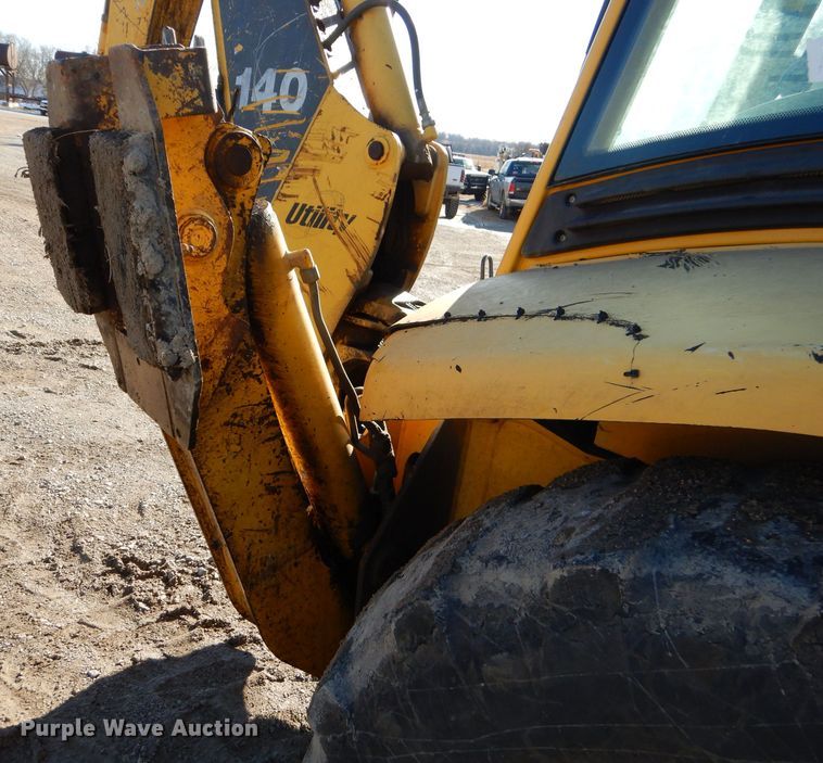 image for item GB9579 2003 Komatsu WB140-2 backhoe