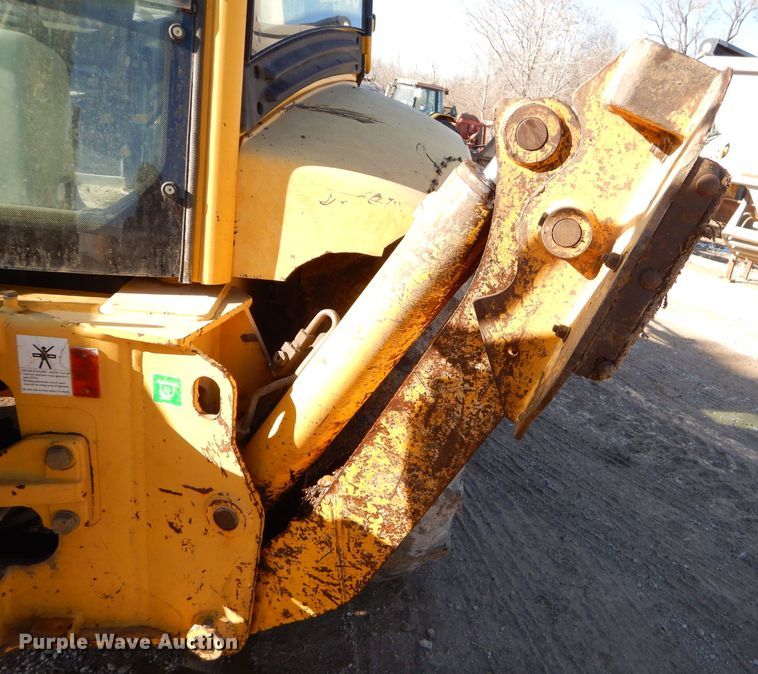 image for item GB9579 2003 Komatsu WB140-2 backhoe