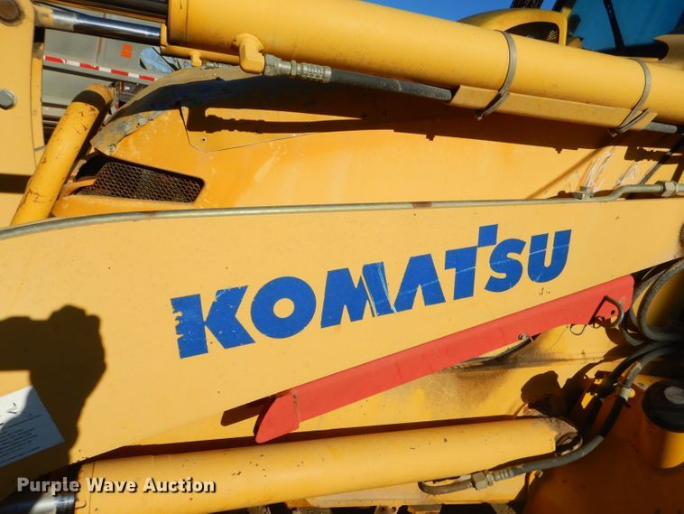 image for item GB9579 2003 Komatsu WB140-2 backhoe