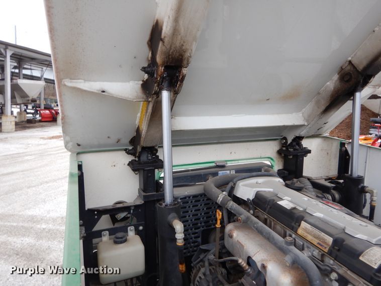 image for item GC9468 2008 Zamboni 545 ice resurfacer