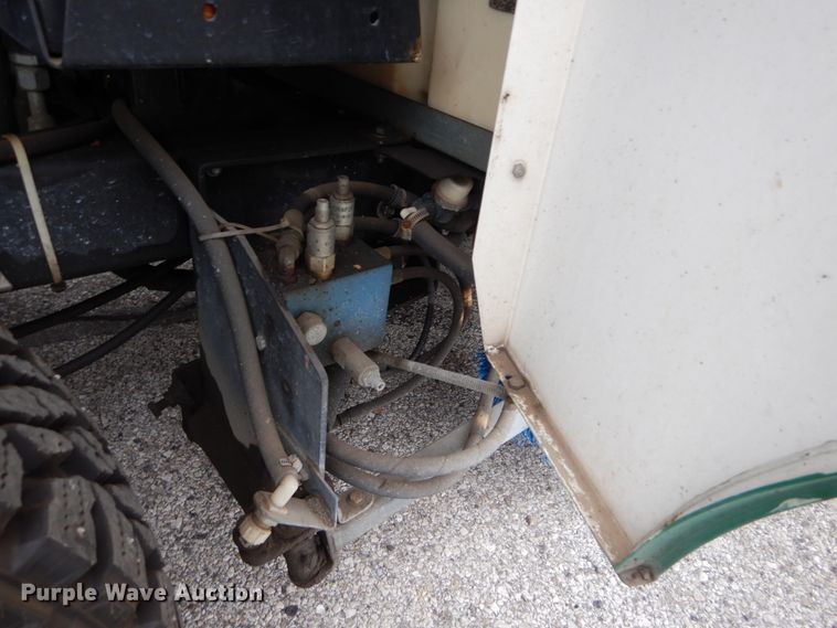 image for item GC9468 2008 Zamboni 545 ice resurfacer