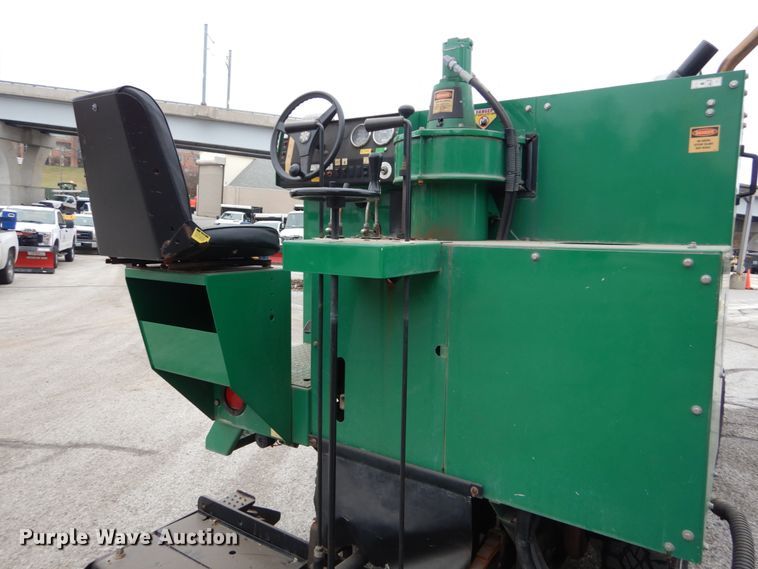 image for item GC9468 2008 Zamboni 545 ice resurfacer