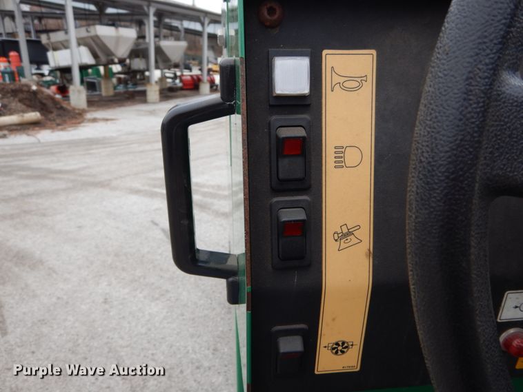 image for item GC9468 2008 Zamboni 545 ice resurfacer