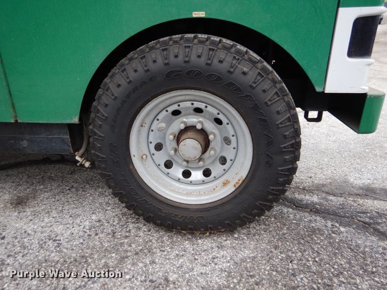 image for item GC9468 2008 Zamboni 545 ice resurfacer