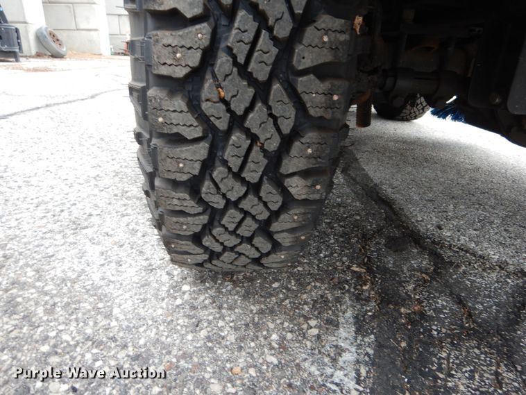 image for item GC9468 2008 Zamboni 545 ice resurfacer