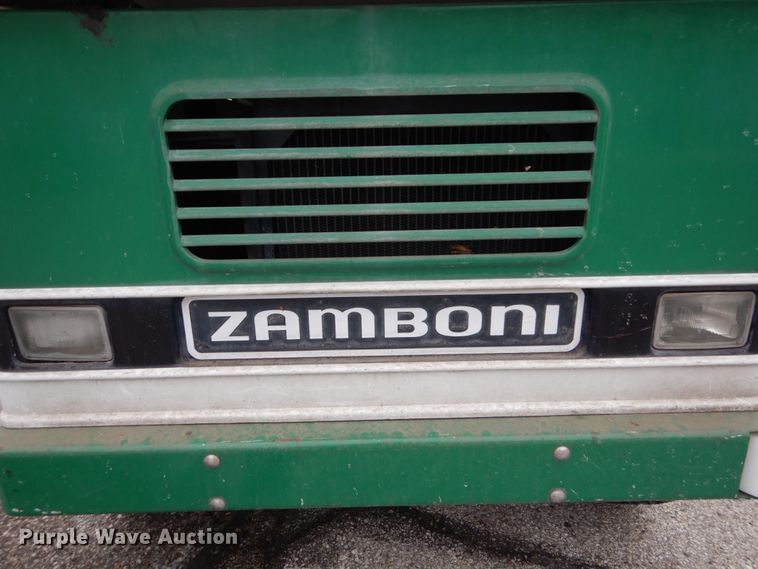 image for item GC9468 2008 Zamboni 545 ice resurfacer