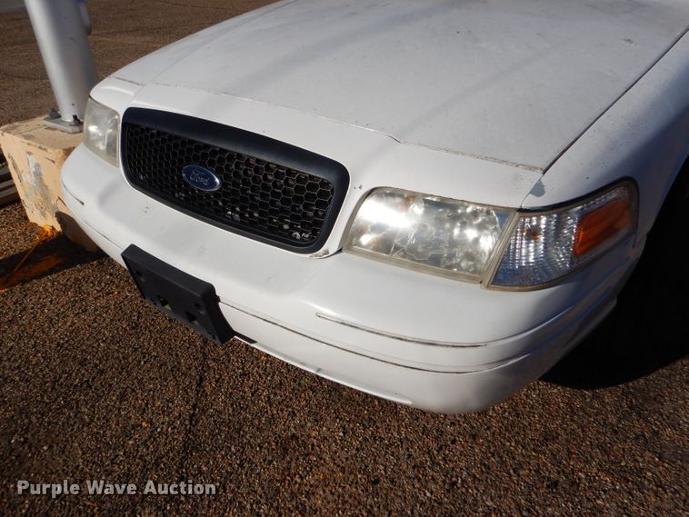 image for item GE9597 2007 Ford Crown Victoria Police Interceptor