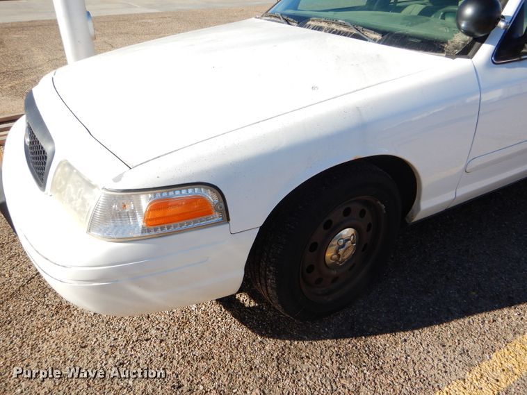 image for item GE9597 2007 Ford Crown Victoria Police Interceptor
