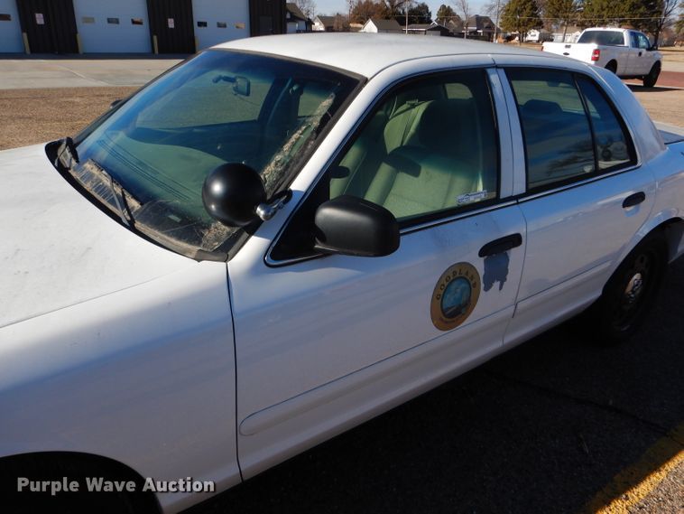 image for item GE9597 2007 Ford Crown Victoria Police Interceptor
