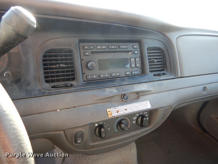 image for item GE9597 2007 Ford Crown Victoria Police Interceptor
