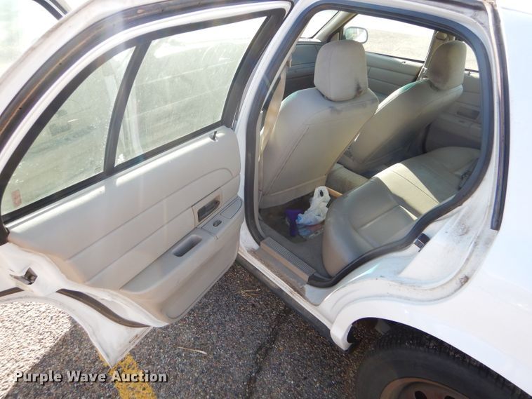 image for item GE9597 2007 Ford Crown Victoria Police Interceptor