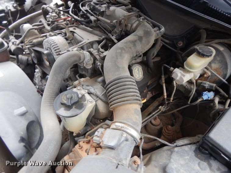 image for item GG9198 2001 Ford Crown Victoria