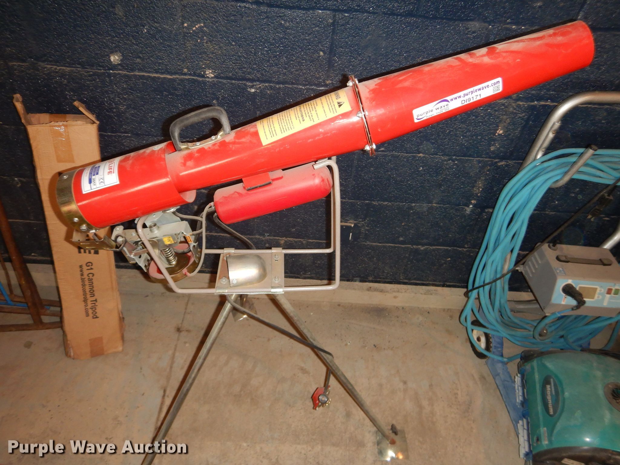 (2) Goodlife goose cannons in Overbrook, KS Item DI9171 sold Purple