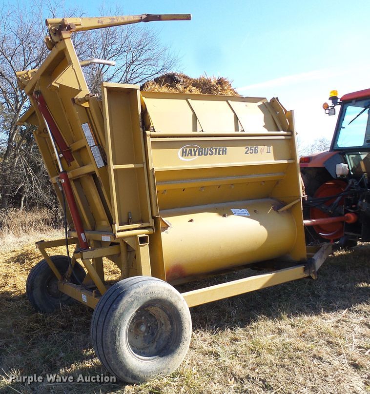 image for item DD1982 HayBuster 256 Plus II bale processor