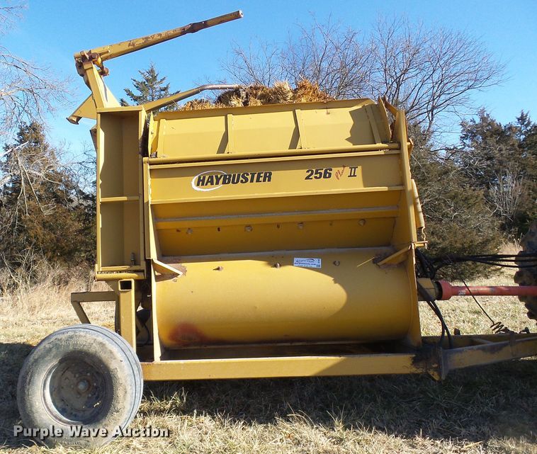 image for item DD1982 HayBuster 256 Plus II bale processor