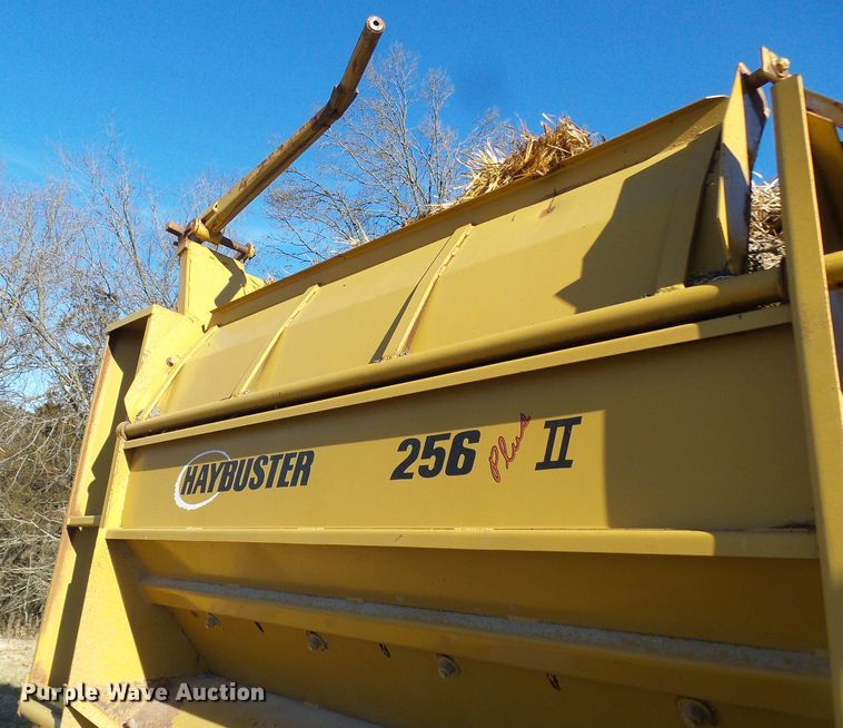 image for item DD1982 HayBuster 256 Plus II bale processor