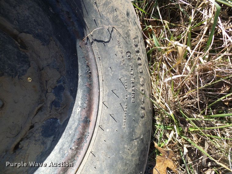 image for item DD1982 HayBuster 256 Plus II bale processor