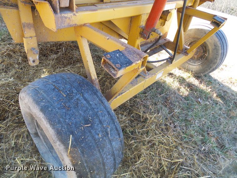 image for item DD1982 HayBuster 256 Plus II bale processor