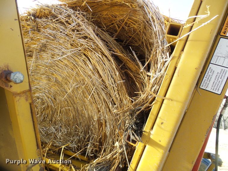 image for item DD1982 HayBuster 256 Plus II bale processor