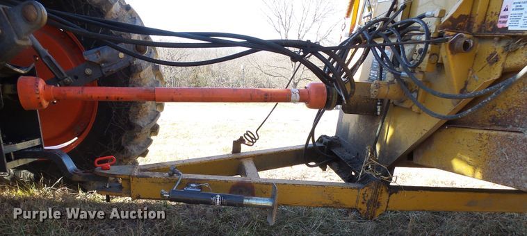 image for item DD1982 HayBuster 256 Plus II bale processor