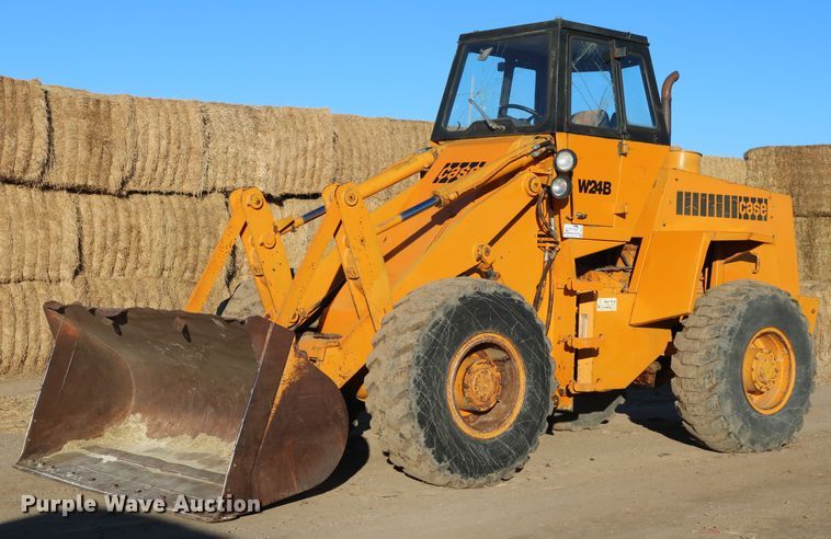 image for item DD6075 1977 Case W24B wheel loader