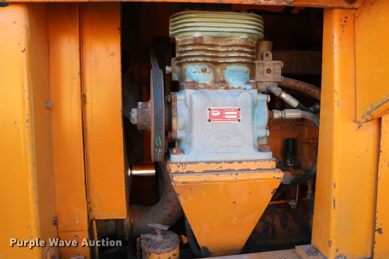 image for item DD6075 1977 Case W24B wheel loader