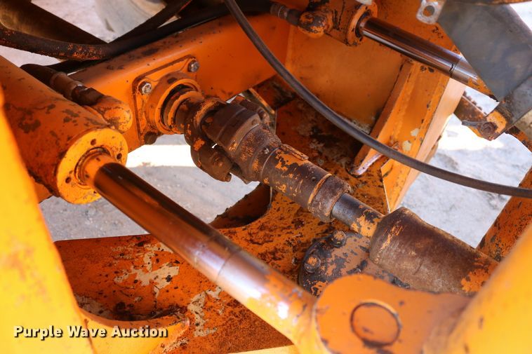 image for item DD6075 1977 Case W24B wheel loader