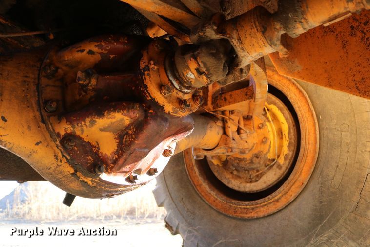 image for item DD6075 1977 Case W24B wheel loader