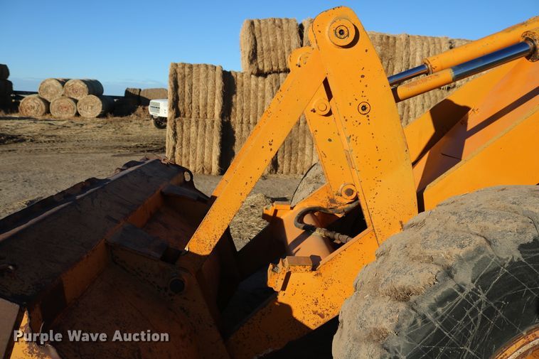 image for item DD6075 1977 Case W24B wheel loader