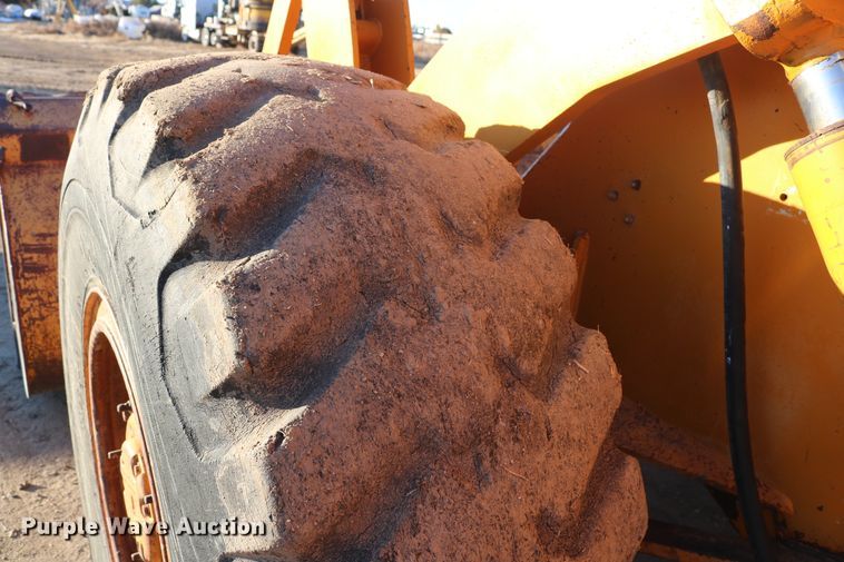 image for item DD6075 1977 Case W24B wheel loader