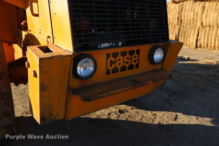 image for item DD6075 1977 Case W24B wheel loader