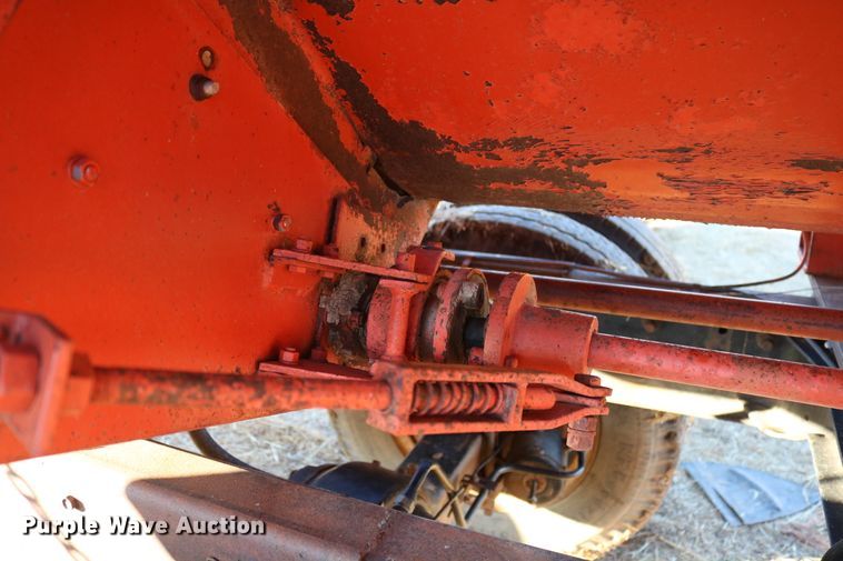 image for item DD6076 1988 Ford F700 feed mixer truck