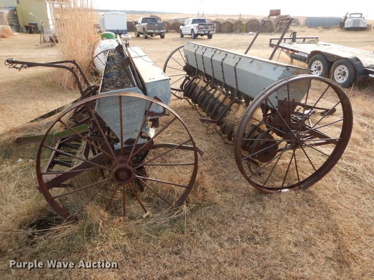 image for item DE1319 (2) 10' grain drills