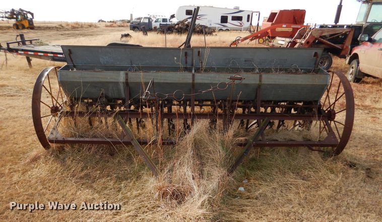 image for item DE1319 (2) 10' grain drills