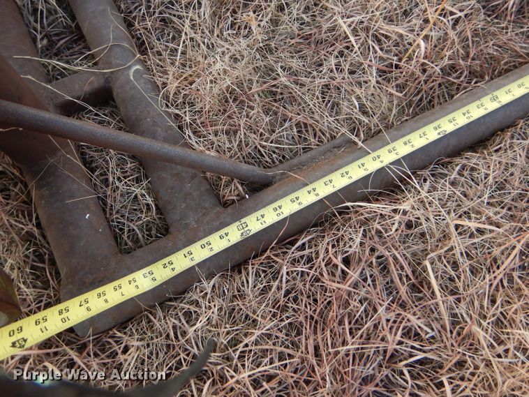 image for item DE1320 1976 White 2-105 Field Boss tractor