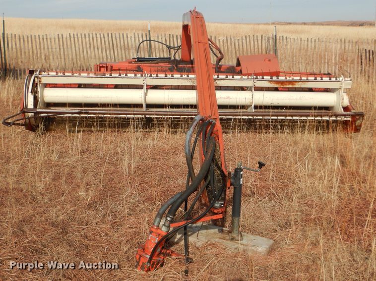 image for item DE1323 Hesston 1014 Hydro Swing windrower