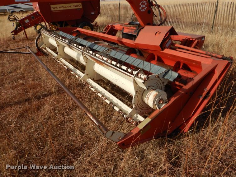 image for item DE1323 Hesston 1014 Hydro Swing windrower