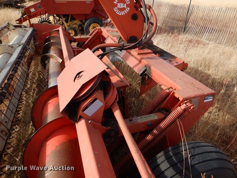 image for item DE1323 Hesston 1014 Hydro Swing windrower