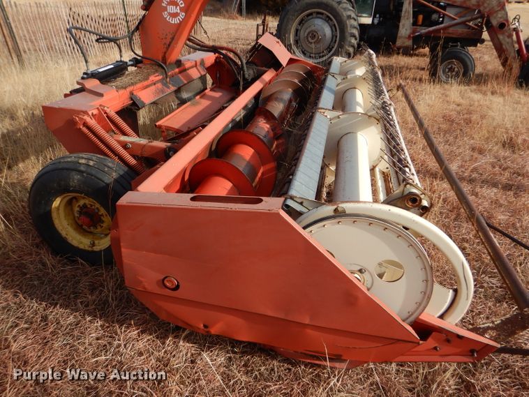 image for item DE1323 Hesston 1014 Hydro Swing windrower