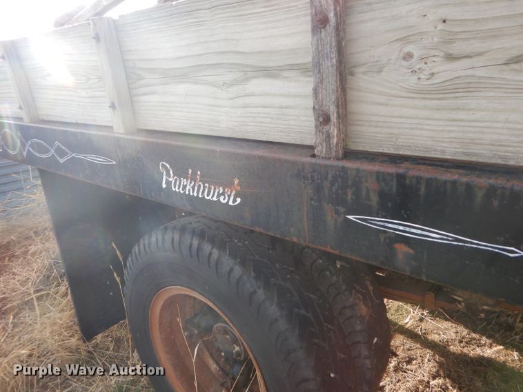 image for item DE1330 1968 International Loadstar 1600 grain truck