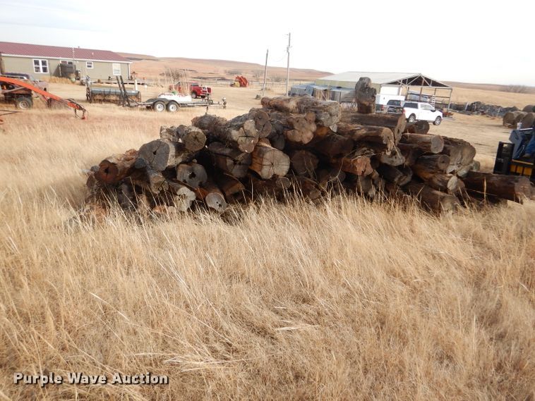 image for item DE1333 Approx. 60 hedge posts