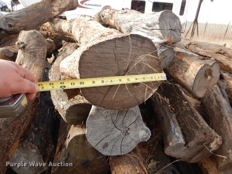 image for item DE1333 Approx. 60 hedge posts