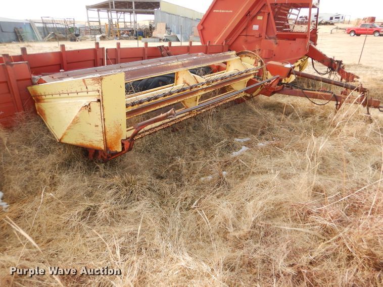 image for item DE1336 New Holland hay equipment