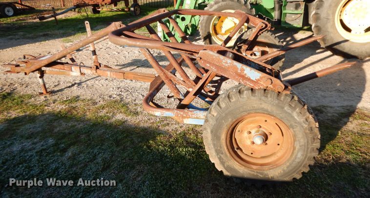 image for item DF2625 Hay bale carrier