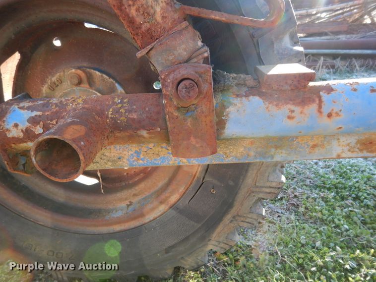 image for item DF2625 Hay bale carrier