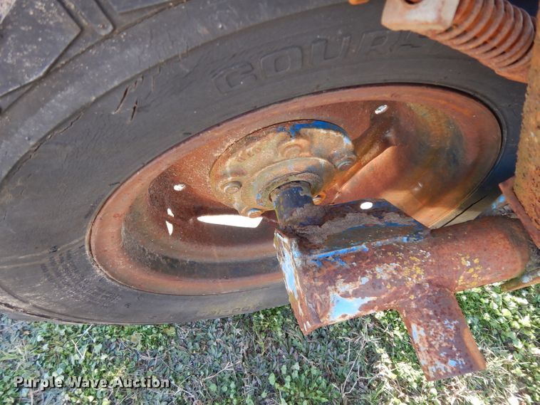 image for item DF2625 Hay bale carrier