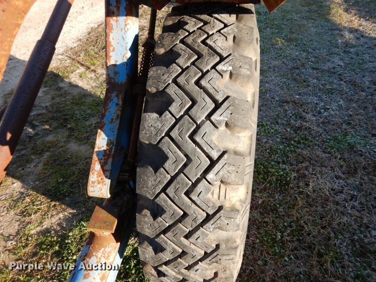 image for item DF2625 Hay bale carrier