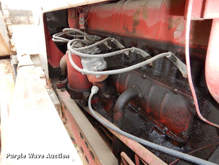 image for item DH4313 1959 International Farmall 460 tractor